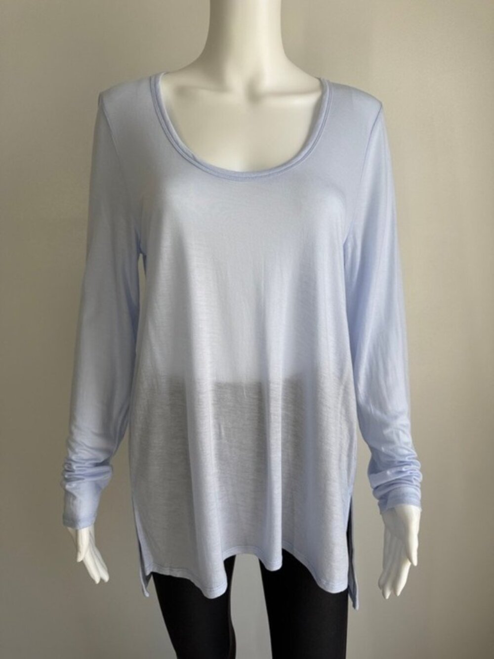 J.Crew Long Sleeve Scoop Neck Tee – Size L